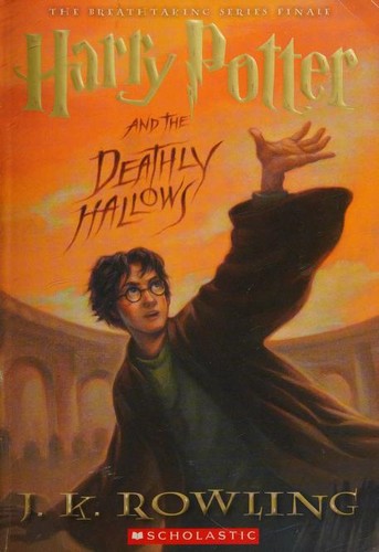 J.K. Rowling: Harry Potter and the Deathly Hallows (Paperback, 2009, Arthur A. Levine Books)