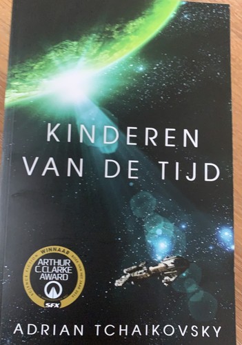 Adrian Tchaikovsky (duplicate), Mel Hudson: Kinderen van de tijd (Paperback, Dutch language, 2023, iceberg books)